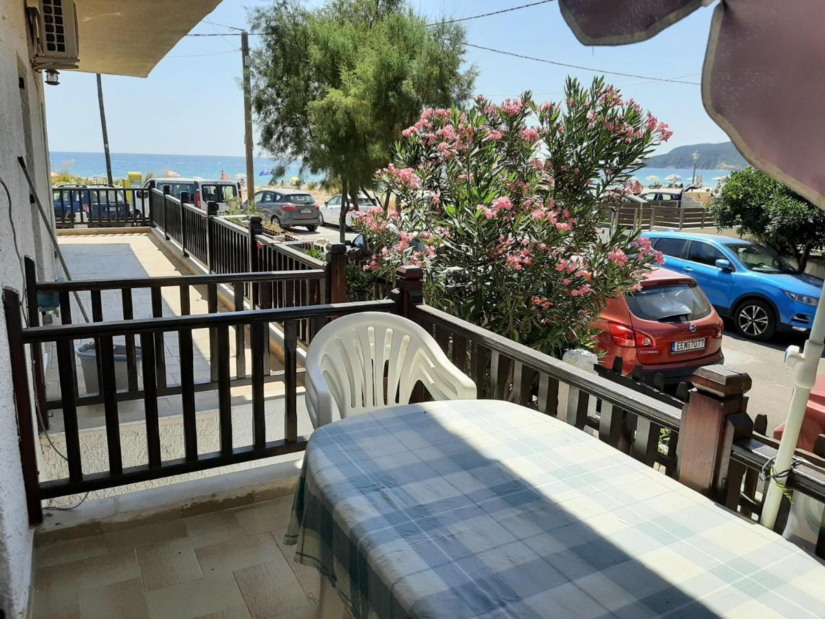 House Kosmas On The Beach Sarti Exterior photo