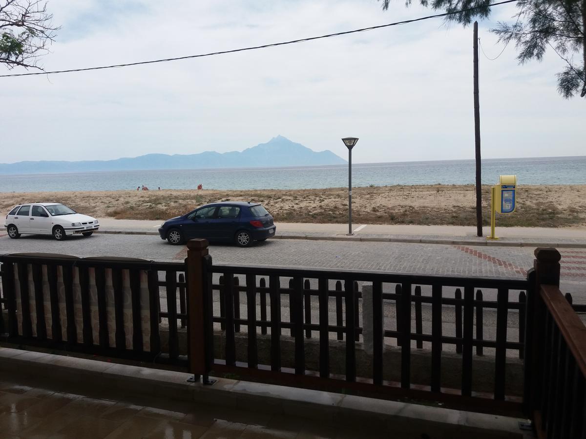 House Kosmas On The Beach Sarti Exterior photo
