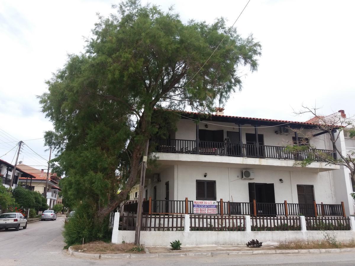House Kosmas On The Beach Sarti Exterior photo