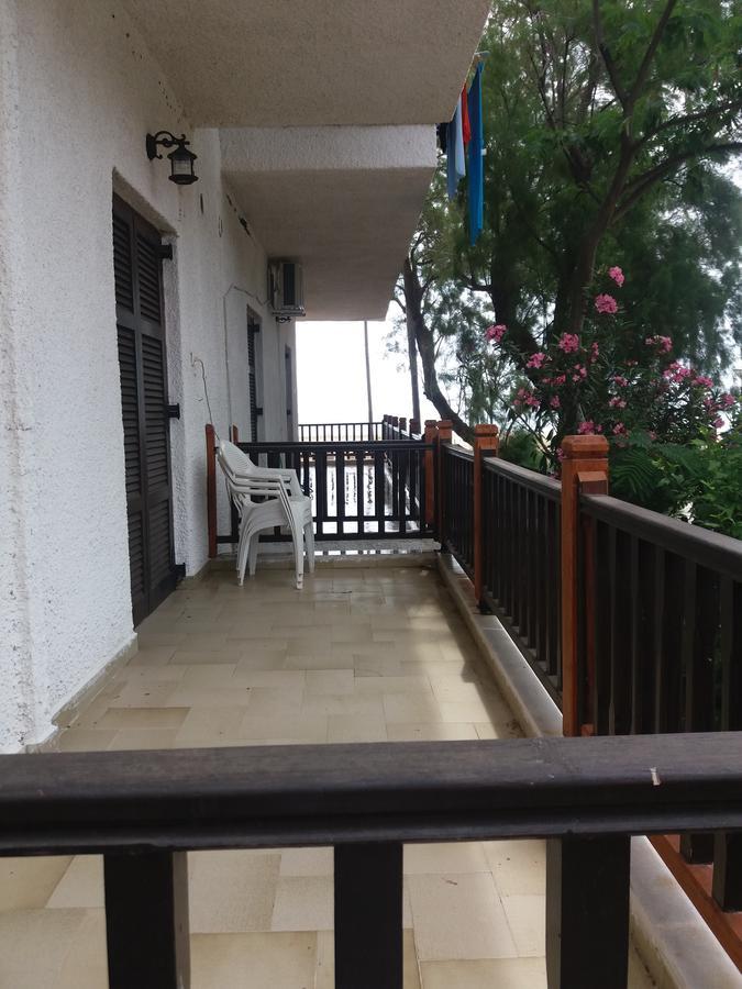 House Kosmas On The Beach Sarti Exterior photo